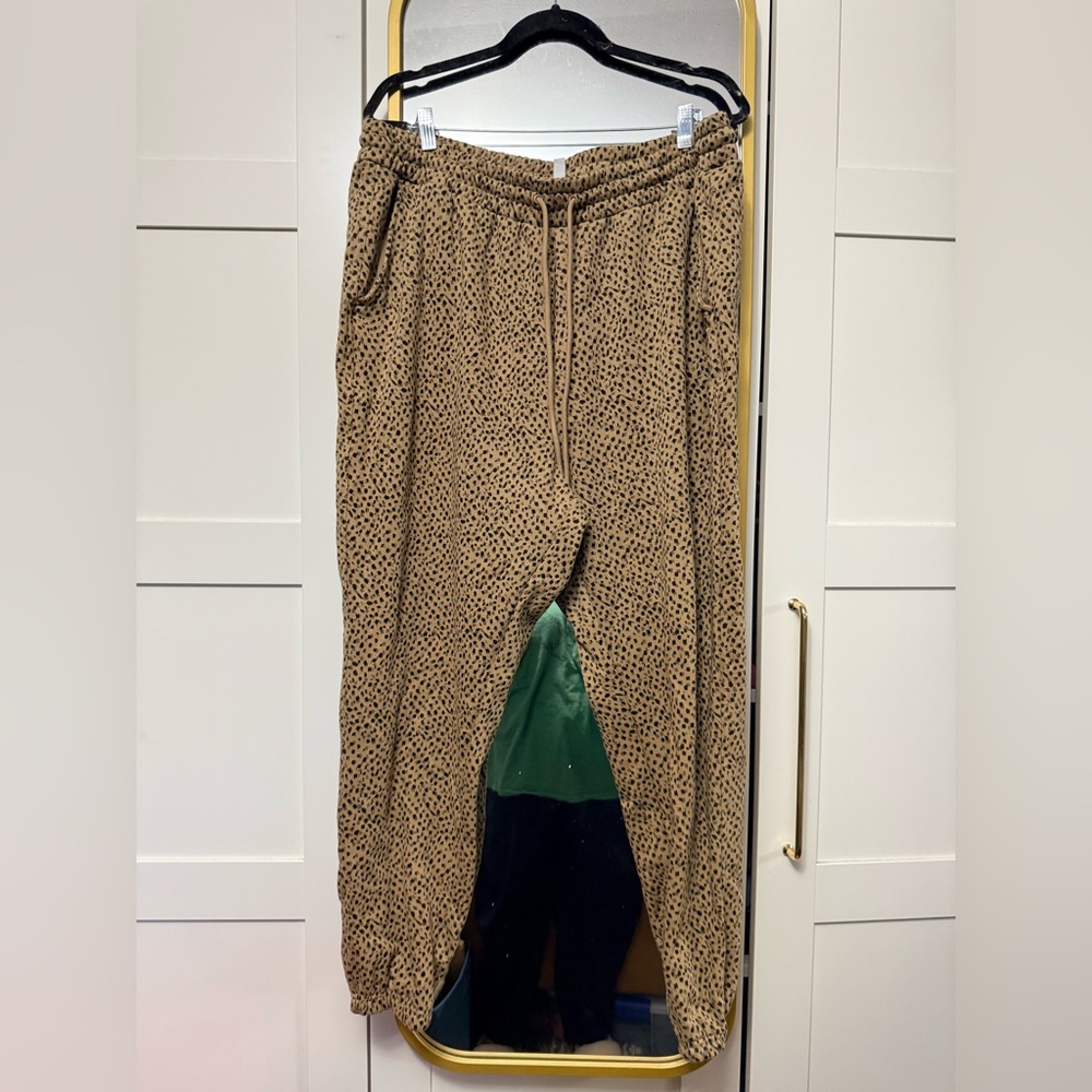 Fabletics Tan Leopard Print Joggers